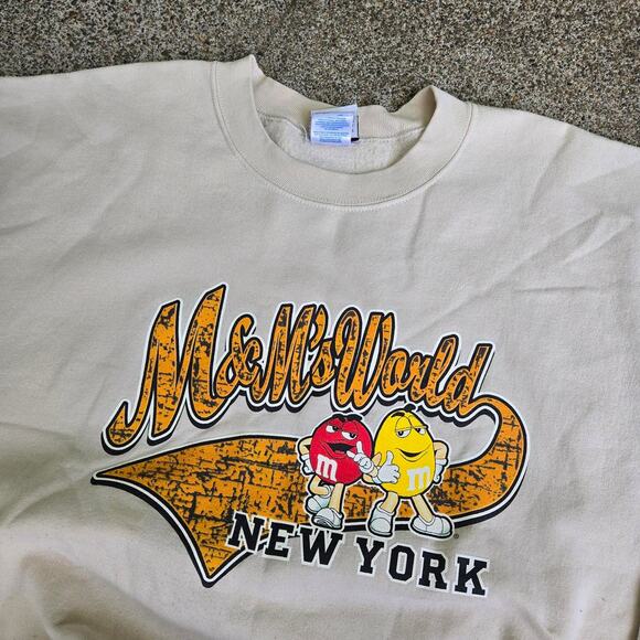 Vtg Y2k M&M WORLD New York Graphic Print Cartoon Candy Crewneck Sweatshirt XXL - Picture 3 of 6